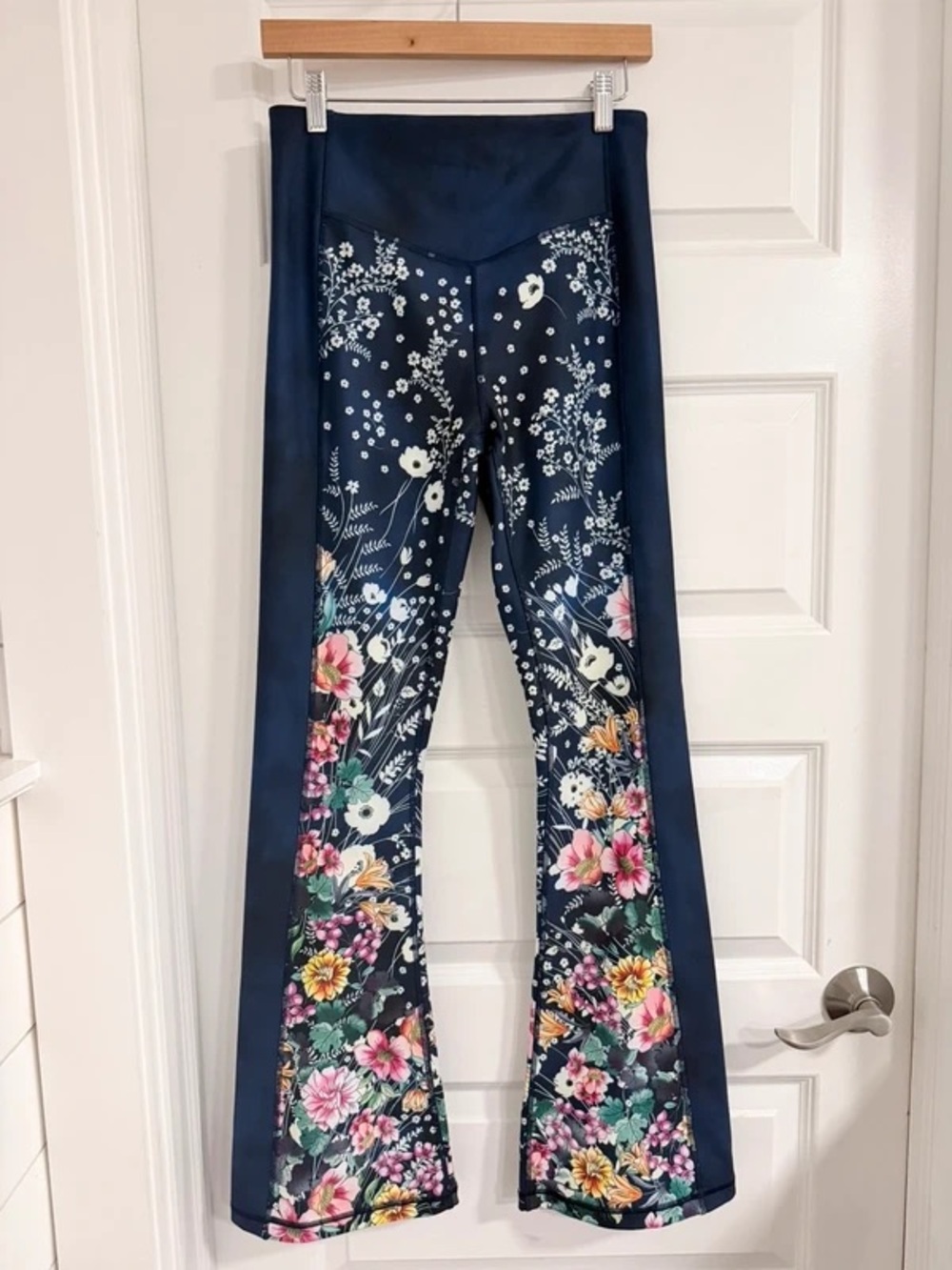 Johnny Was “Bursting” Bootcut Leggings